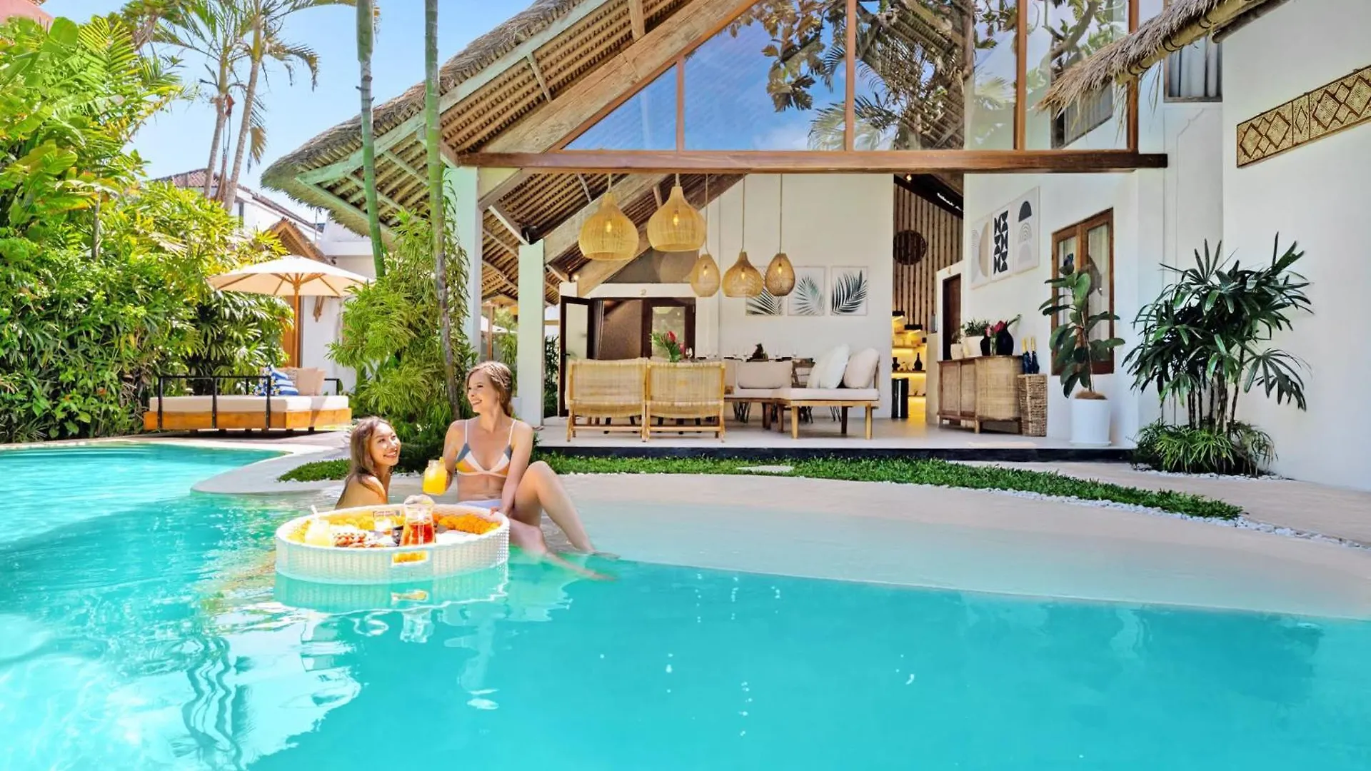 Villa Indigo - 5-Bdr With Huge Pool And Garden Seminyak  Indonesia