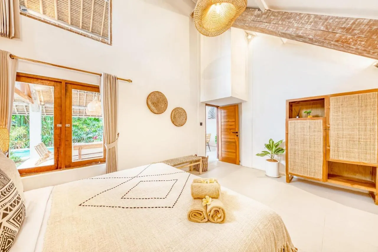 Villa Indigo - 5-Bdr With Huge Pool And Garden Seminyak 0*,  Indonesien