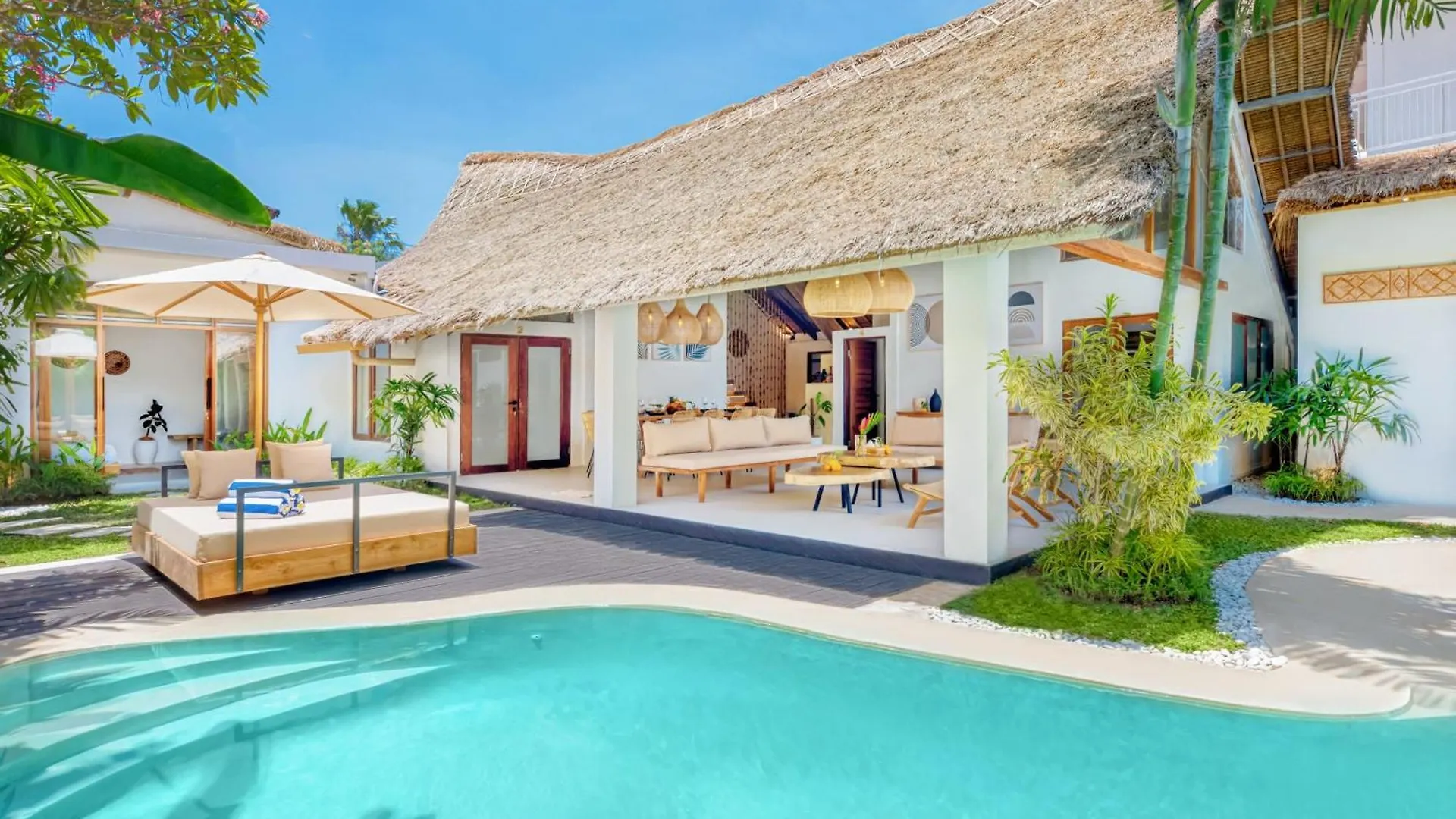 Villa Indigo - 5-Bdr With Huge Pool And Garden Seminyak Indonesien